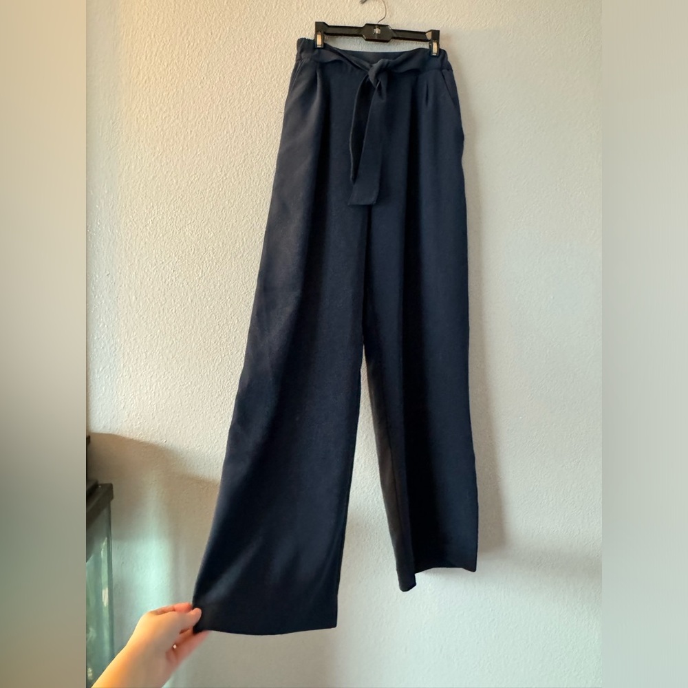 Lulu slacks